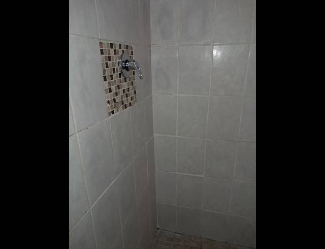 1 bed property to rent in SUNBIRD PARK